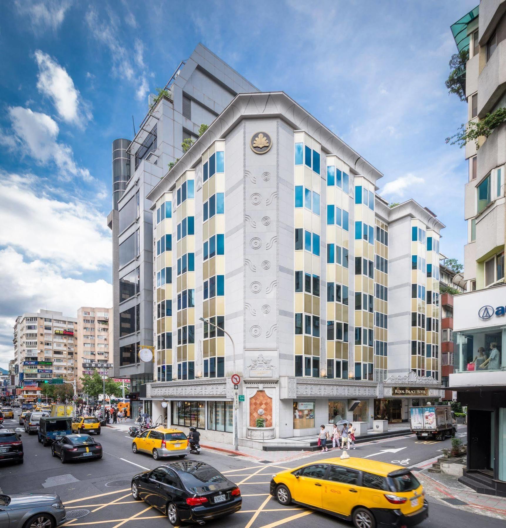 Royal Palace Hotel Taipei Bagian luar foto